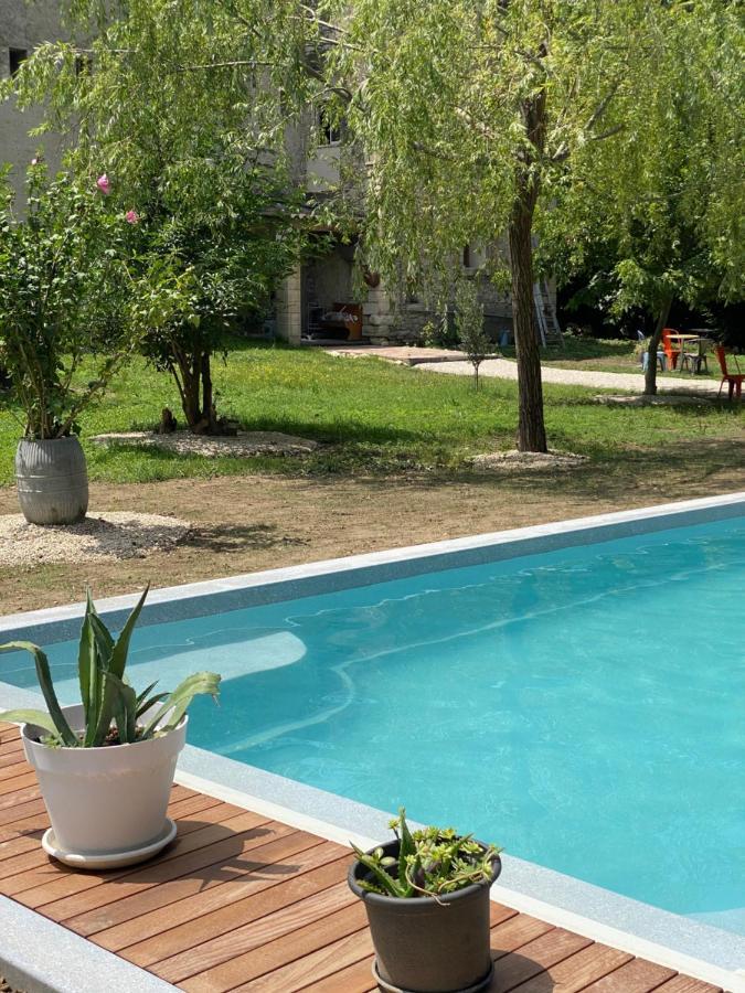 Appartement Les Cypres De L'Ile Avignon Exterior photo